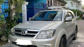 Toyota Fortuner 2.7 7 Seater (A) 2009