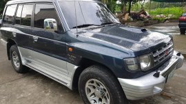 Selling Blue Mitsubishi Pajero 2002 in Manila