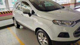 Sell Pearl White 2015 Ford Ecosport in Makati