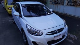 Selling White Hyundai Accent 2004 in Manila