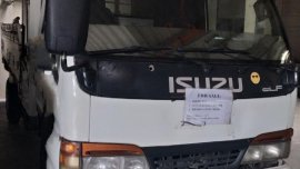 White Isuzu Elf 1996 for sale in San Juan City