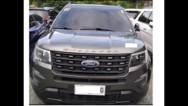 Selling Silver Ford Explorer 2016 in Manila