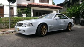 White Mercedes-Benz Sl-Class 1989 for sale in Cebu City