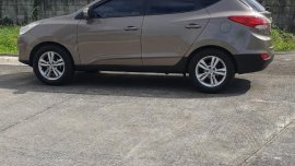 Selling Silver Hyundai Tucson 2011 in Quezon City