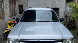 Silver Ford Everest 2004 for sale in Batangas