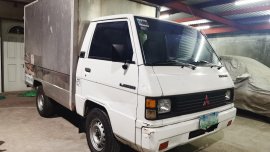 White Mitsubishi L300 2008 for sale in Quezon City
