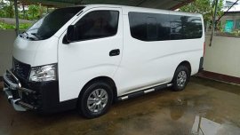NISSAN URVAN nv350