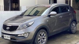 2014 Grey Kia Sportage (Price Negotiable)