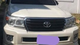 RUSH!!! TOYOTA LAND CRUISER VX200 DUBAI 2013