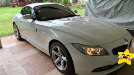 White BMW Z4 2.3i 2012 for sale in Lipa