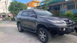 Selling Silver Toyota Fortuner 4X2 2.4L G 2017 in Makati