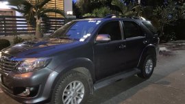 GREY TOYOTA FORTUNER 2012 1st Own FOR SALE IN TAGUIG CITY