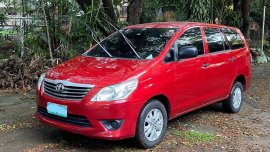 Red Toyota Innova 2012 for sale in Quezon