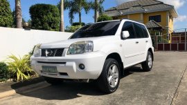 Selling White Nissan X-Trail 2011 in Imus