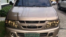 Selling Brown Isuzu Crosswind 2005 in Las Pinas