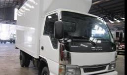 SELLING ISUZU ELF REFRIGERATED VAN TRUCK 4X2