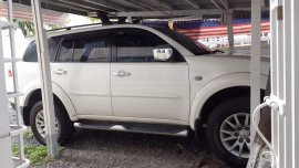 MITSUBISHI MONTERO GLS V