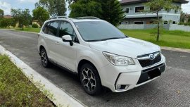 Selling White Subaru Forester 2016 in Las Piñas