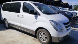 For Sale! 2011 Hyundai Starex Van - 11 seater