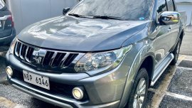 Selling Silver Mitsubishi Strada 2018 in Manila