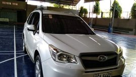 Selling Pearlwhite Subaru Forester 2014 in Parañaque