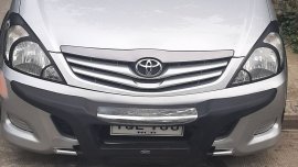 2010 Toyota Innova J