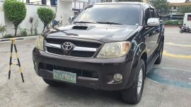 Selling Brown Toyota Hilux 2005 in Manila