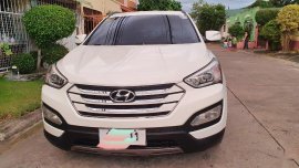 White Hyundai Santa Fe 2005 for sale in Manila