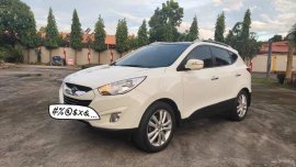 White Hyundai Tucson 2014 for sale in Bulakan