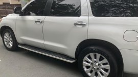 Toyota Sequoia 2010