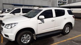 Selling White Chevrolet Trailblazer 2014 in Manila