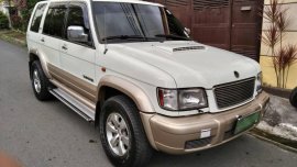 White Isuzu Trooper 2003 for sale in Quezon