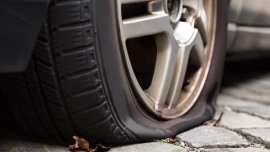 How to remove tire from rim at home in 5 steps