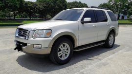 Ford Explorer - Eddie Bauer Edition 