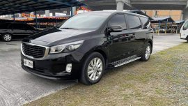 2017 Kia Carnival Top of the line