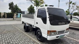 Isuzu Nkr with Power Tailgate