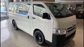 Toyota Hiace Commuter 3.0