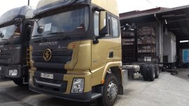 SELLING BRAND NEW SHACMAN X3000 10 WHEEL RIGID TRUCK CAB & CHASSIS 32 FEET