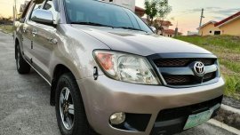 2007 TOYOTA HILUX E