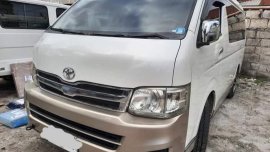 HI ACE GL GRANDIA 2012