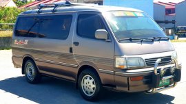 TOYOTA HIACE 1KZ 3.O TURBO SUPER CUSTOM VAN AUTOMATIC