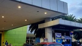 Selling Red 1993 Toyota Corolla in Plaridel