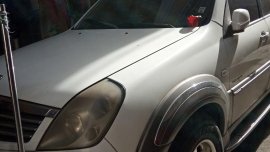 Pearl White SsangYong Rexton 2004 for sale in Manila