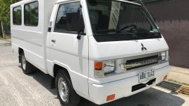 White Mitsubishi L300 2015 