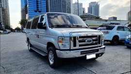 Selling White Ford E-150 2010 in Pasig