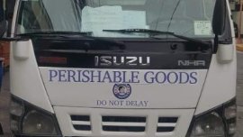 Selling Isuzu Nhr 2010