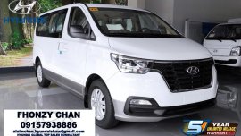 Be the first owner of this 2020 Hyundai Grand Starex (Facelifted) 2.5 CRDi GLS AT (with Swivel) !!!