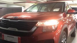 Orange Kia Seltos 2019