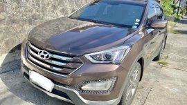 Selling Hyundai Santa Fe 2013