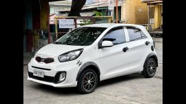 White Kia Picanto 2014 for sale in Marikina